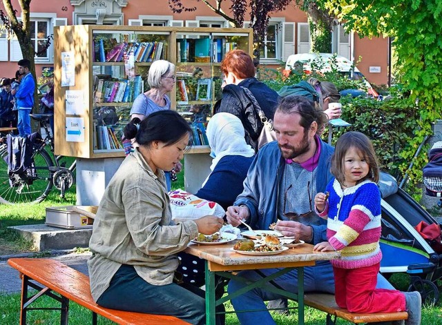 Rund um das neue ffentliche Bcherreg... am Samstag ein kleines Stadtteilfest.  | Foto: Michael Bamberger