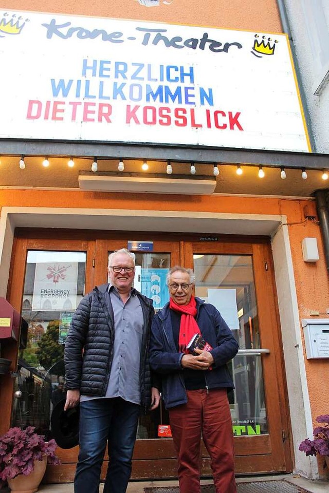 Dieter Kosslick (rechts) mit Kinobesit...erhalder vor der Lesung im Krone-Kino   | Foto: Erich Krieger