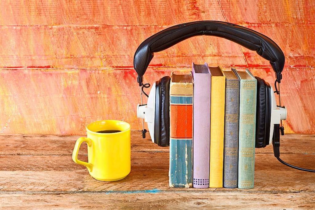 Wer braucht frische Podcast-Tipps auf&#8217;s Ohr?  | Foto: Thomas Bethge/stock.adobe.com