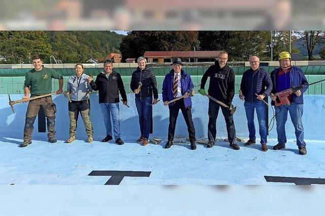 Sanierung vom Freibad beginnt