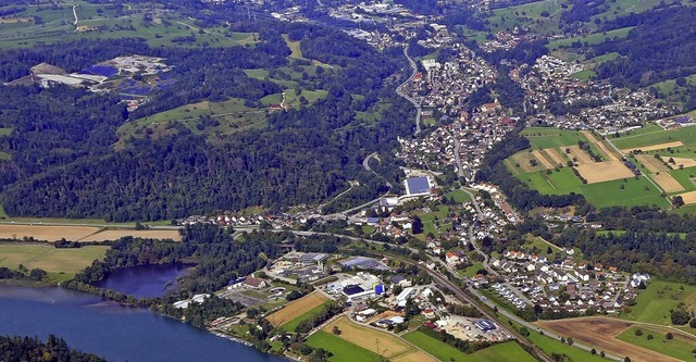 Weil der Ausbau der Autobahn 98 als Ta...nun stdtebaulich aufgewertet werden.   | Foto: Erich Meyer