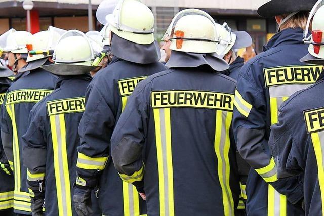 Feuer und Fehlalarm: zwei Einstze in einer Strae fr die Lrracher Feuerwehr