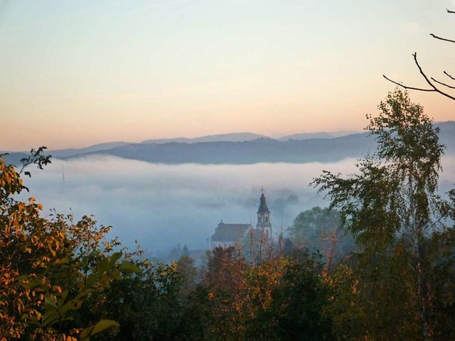 Ettenheim im Nebel.  | Foto: Franz Langner