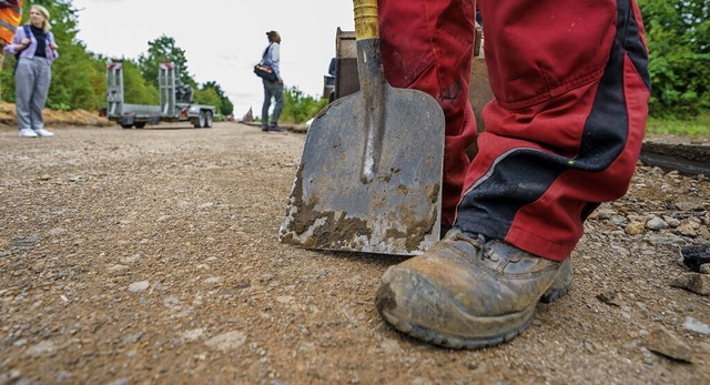 Die Baubranche kann ber mangelnde Arbeit nicht klagen.  | Foto: Andreas Arnold (dpa)