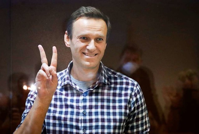 Alexej Nawalny bei seiner Gerichtsverhandlung im Februar  | Foto: Alexander Zemlianichenko (dpa)