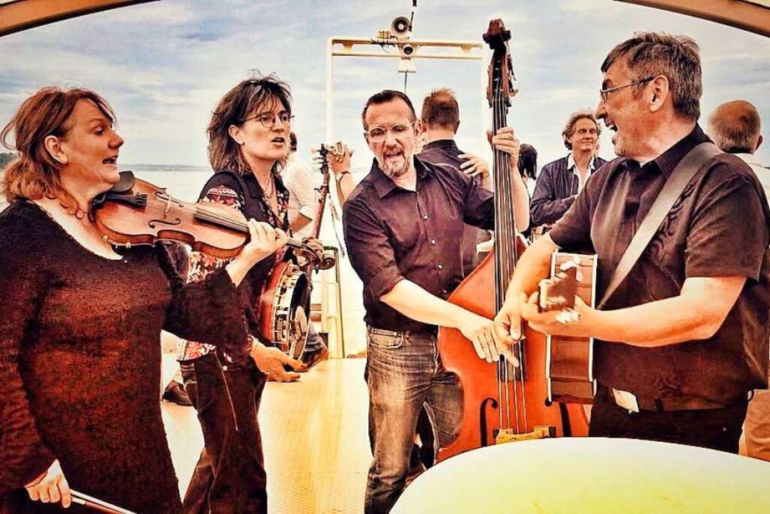 Die Münchner Country-Bluegrass-Band &#...r ein Chorprojekt ins Obere Wiesental.  | Foto: Band