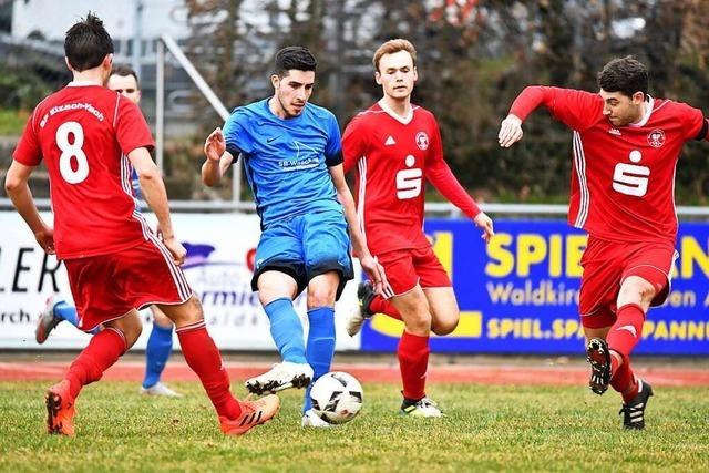 SF Elzach-Yach gegen FC Waldkirch – 