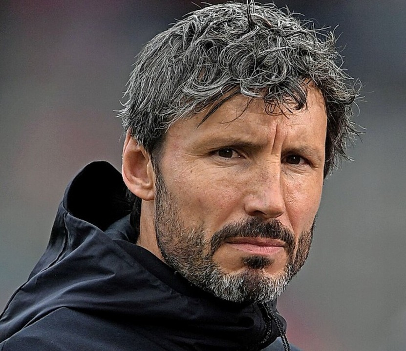 VfL-Coach Mark van Bommel  | Foto: CHRISTOF STACHE (AFP)