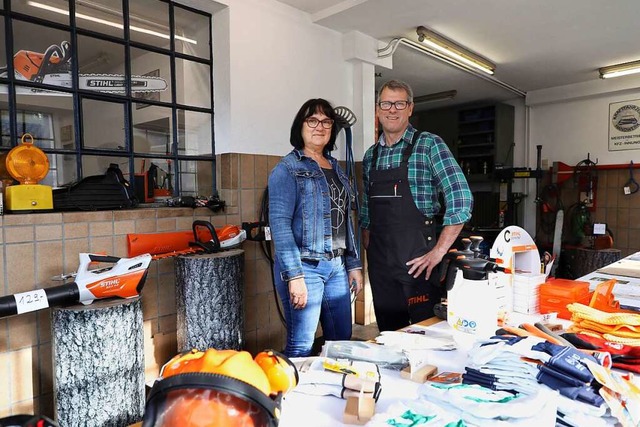 Der Betrieb von Erwin und Irene Schoor...nden weit ber das Schuttertal hinaus.  | Foto: Christoph Breithaupt