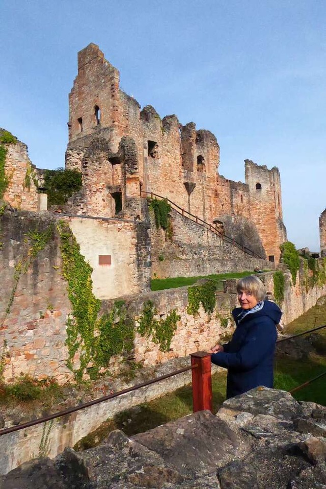 Wenn schon Burg, dann die Hochburg &#8...en Frau&#8220; auf der Ruine spielen.  | Foto: Sylvia-Karina Jahn