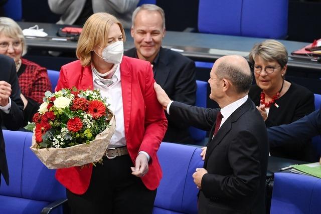 Erstmals seit 1998 mit Bärbel Bas wieder Frau an Bundestagsspitze