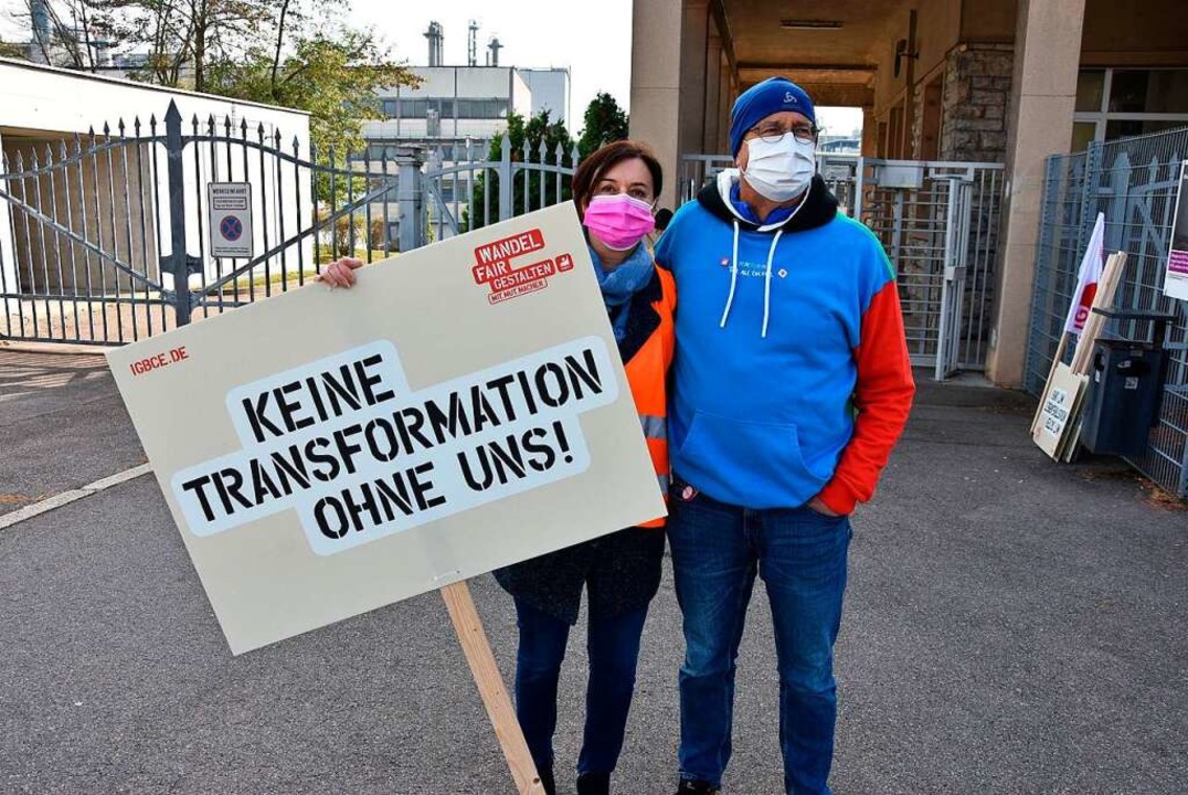 Am &#8222;Aktionstag Transformation&#8...nen Erhalt der Industriestandorte ein.  | Foto: Heinz und Monika Vollmar