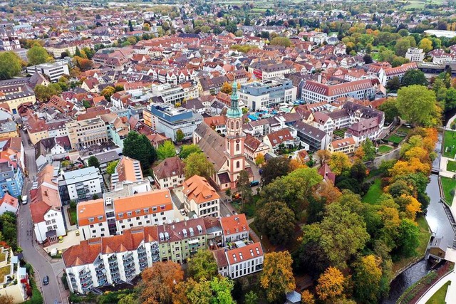 Eine Stadt mit Wachstumsschmerzen und ...hwohl hoher Lebensqualitt: Offenburg.  | Foto: Peter Heck
