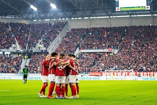 Gegen Frth feiert der SC Freiburg den ersten Liga-Heimsieg im Europa-Park-Stadion