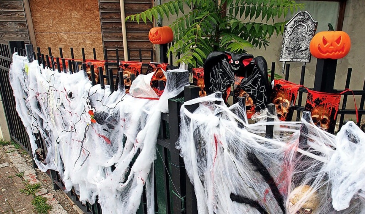 Ganz schn gruselig &#8211; Halloween ...n Hningen mit viel Fantasie gefeiert.  | Foto: Magdalena Kaufmann-Spachtholz