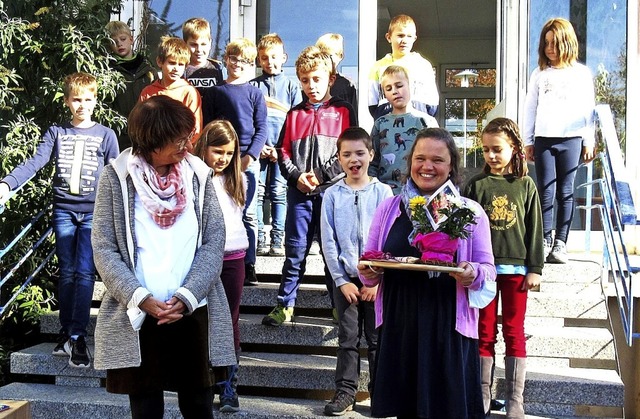 Ulrike van Lchtern (links) beglckwnschte Susan Bansbach.  | Foto: Reiner Merz