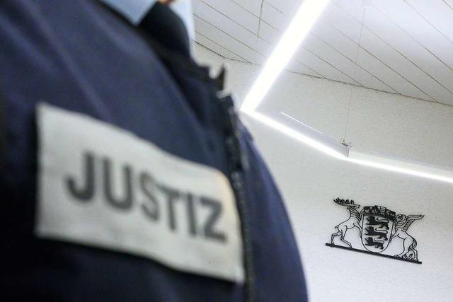 46-Jähriger aus dem Wiesental zu Haftstrafe wegen sexueller Nötigung verurteilt