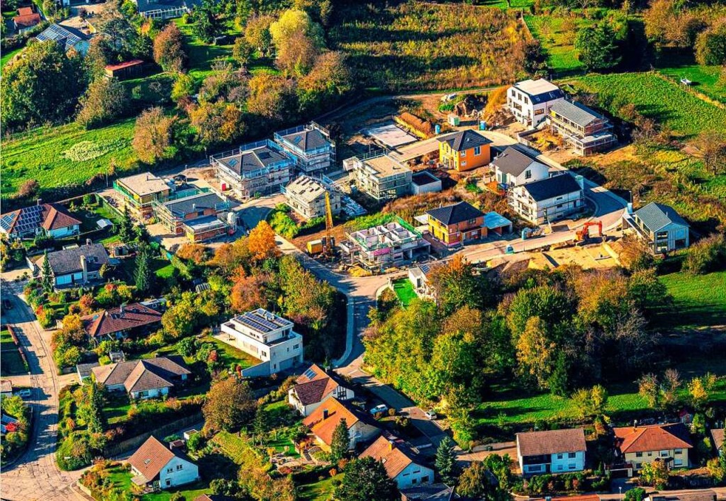 Baupltze in Neubaugebieten sind auch ... begehrt, wie hier in Klein-Mnchberg.  | Foto: Martin Bildstein