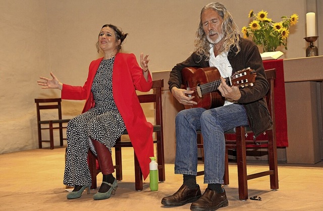 Die Musik des Duos Flamenco entre Amig...e auch in die Bergkirche in Nimburg.    | Foto: Dagmar Barber