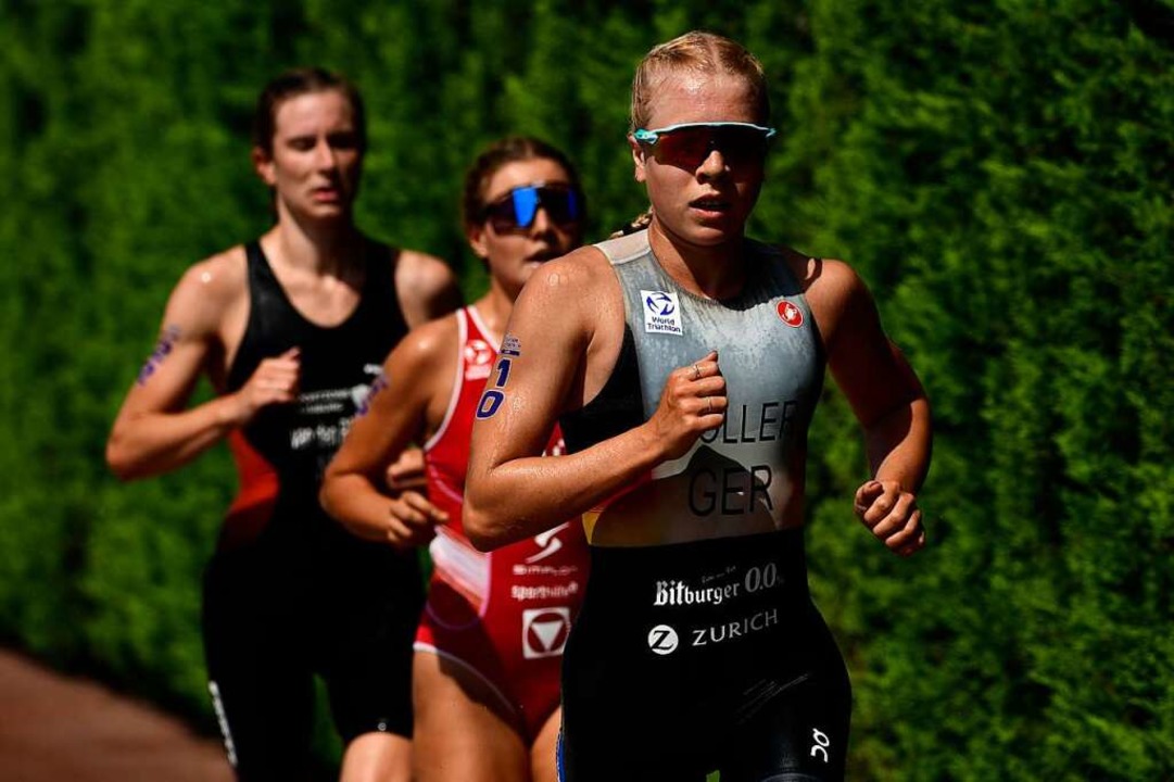 Katharina Möller (vorn) erlebt gerade,..., als Profi-Triathletin Fuß zu fassen.  | Foto: Triathlon Media TV