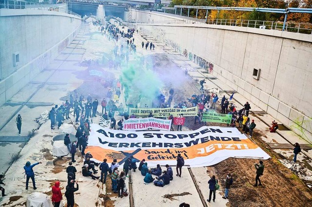 Proteste fr mehr Klimaschutz setzten die Politik immer mehr unter  Druck.   | Foto: Annette Riedl (dpa)