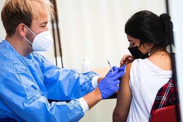 Basel will junge Menschen motivieren, sich impfen zu lassen