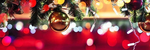 Nicht in allen Hochschwarzwlder Gemei...e Buden zu Weihnachtsmrkten einladen.  | Foto: Pasko Maksim, stock.adobe.com