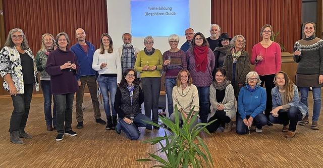 Die ersten 20 Biosphren-Guides haben ...terbildung erfolgreich abgeschlossen.   | Foto: IKS Zell