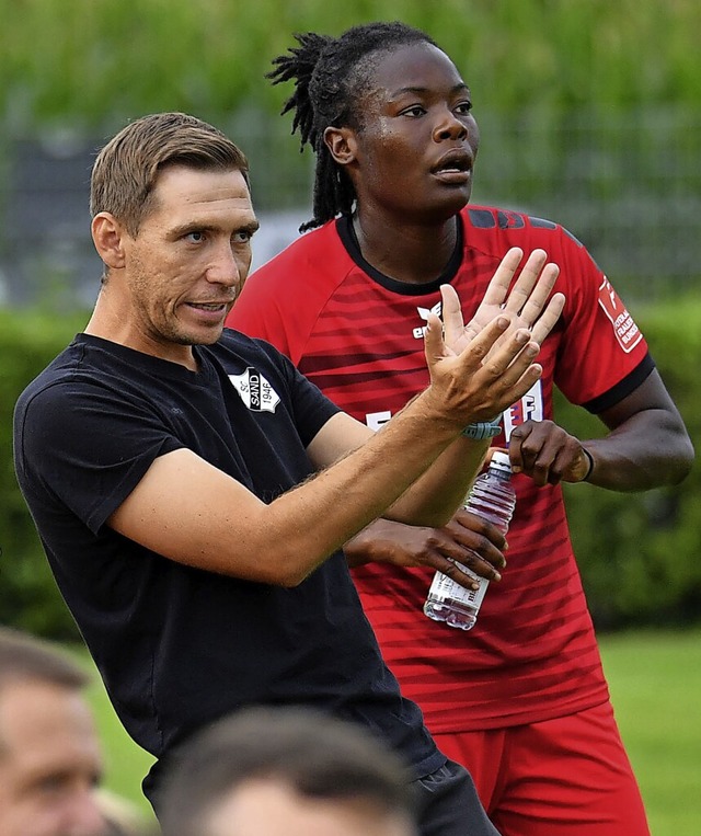 Ein Bild aus besseren Tagen: Matthias ...stspiel im Juli gegen den SC Freiburg   | Foto: Wolfgang Knstle