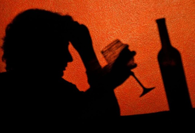 Alkoholismus ist  eines der Themen, mi...ie  Suchtberatung in Lahr beschftigt.  | Foto: Patrick Pleul