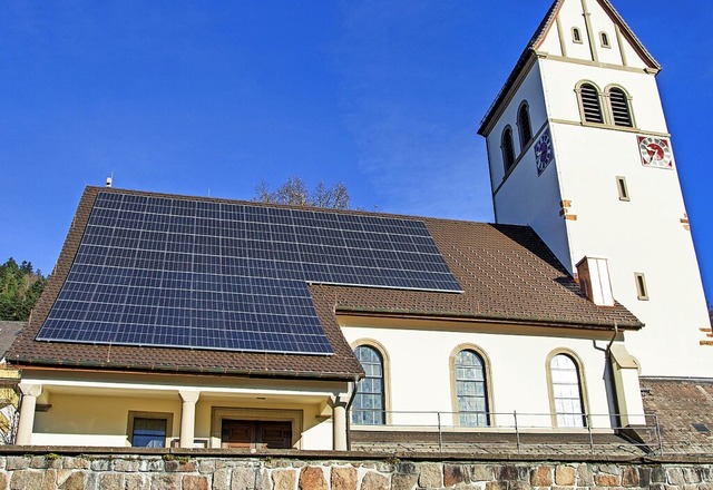 Die Bergkirche von Schnau hat eine neue PV-Anlage  bekommen.  | Foto: Paul Eischet