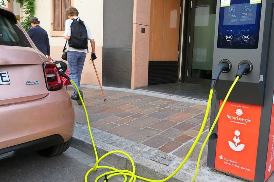 Neue Ladesulen fr E-Autos wie hier i... sind laut Stadtverwaltung vorgesehen.  | Foto: Peter Gerigk