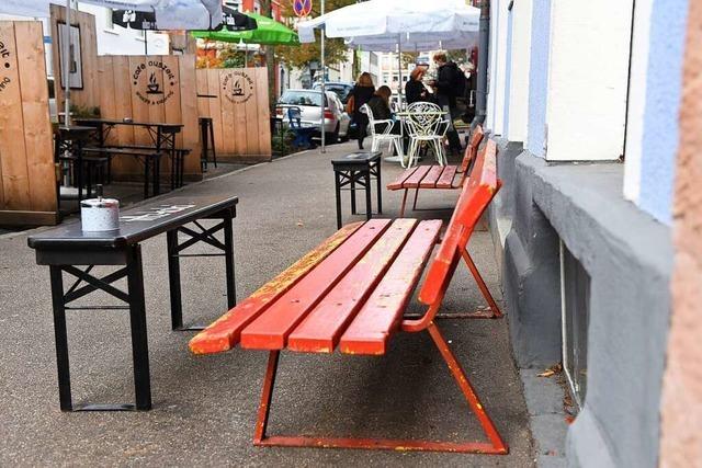 Außensitzflächen für Cafés und Restaurants in Freiburg dürfen vorerst bleiben