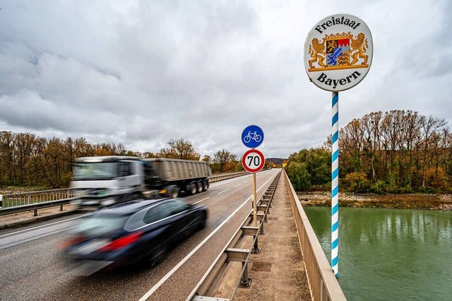 Wer aus einem Hochrisikogebiet sterre...t einem negativen Test davon befreien.  | Foto: Armin Weigel (dpa)