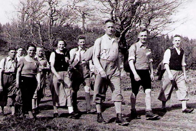 Wanderer des Schwarzwaldvereins Lrrach in den 1930er-Jahren  | Foto: BZ