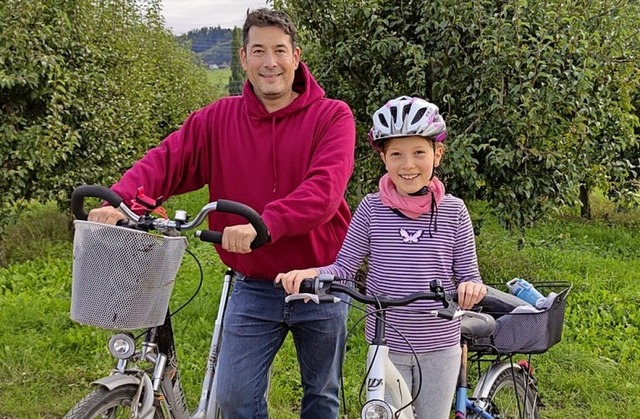 Ein Interview auf dem Fahrrad: Markus Hollemann und Sophie Maldet  | Foto: Wilma Hollemann