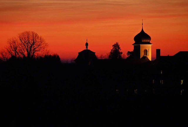 Die Stadt will das Malteserschloss fr...toren sollen sie sanieren und umbauen.  | Foto: Markus Donner