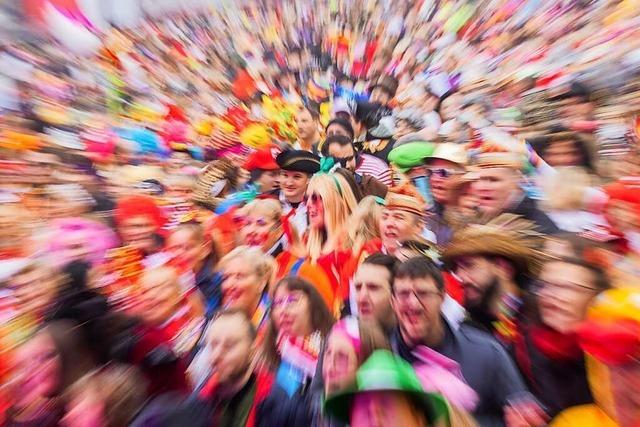 Kritik nach Bildern vom Klner Karneval bei hchster Inzidenz
