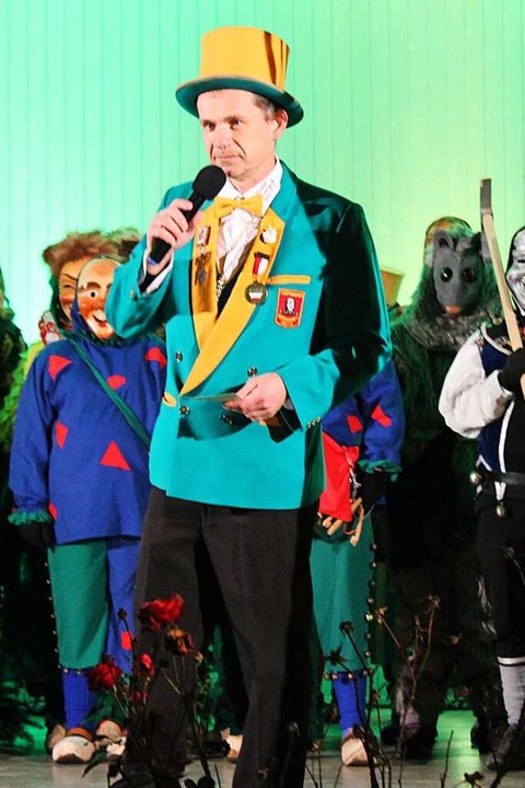 Zunftmeister Jrgen Franz beim Einlauf der Hstrger  | Foto: Manuel Hunn
