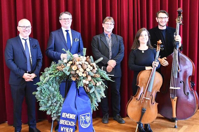 Sie gestalteten die Gedenkfeier:  Henn... Novk, Ana Surgik und Bernd Schpflin  | Foto: Horatio Gollin