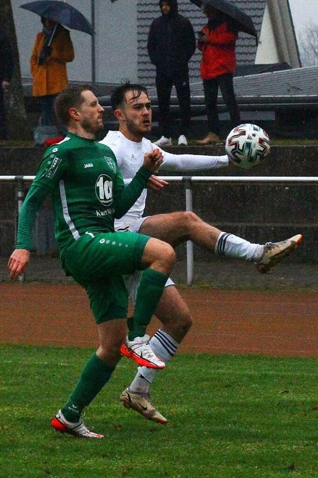 Trbes Wetter, trbes Spiel: Laufenbur...erte aber die fnfte Saisonniederlage.  | Foto: Gerd Welte