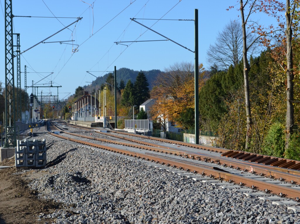 Der neue Kreuzungsbahnhof Gutach - 450 Meter lang mit zwei Gleisen und Schlsselstelle fr den Halbstundentakt im oberen Elztal