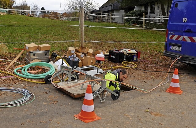 Im Strittmatter Unterdorf schliet die...n der Gemeinde zum Breitbandausbau ab.  | Foto: Hans-Jrgen Sackmann