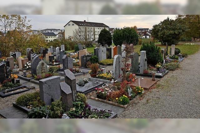 Friedhof erhält ein gärtnerbetreutes Gräberfeld