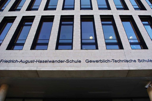 Eine der Gewerblichen Schulen des Keei...ugust-Haselwander-Schule in Offenburg.  | Foto: hr