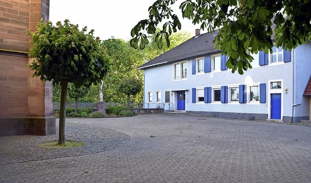 Die alte Kita bei der Kirche in Bhl soll nun einem Neubau weichen.  | Foto: Barbara Puppe