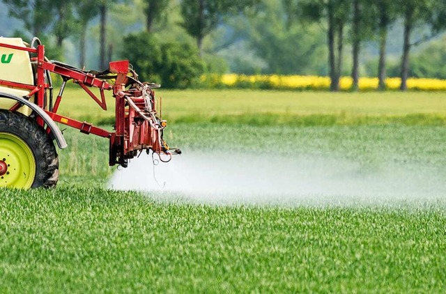 Das Land erfasst von nun an den Einsat...der Landwirtschaft ausgebracht werden.  | Foto: Patrick Pleul