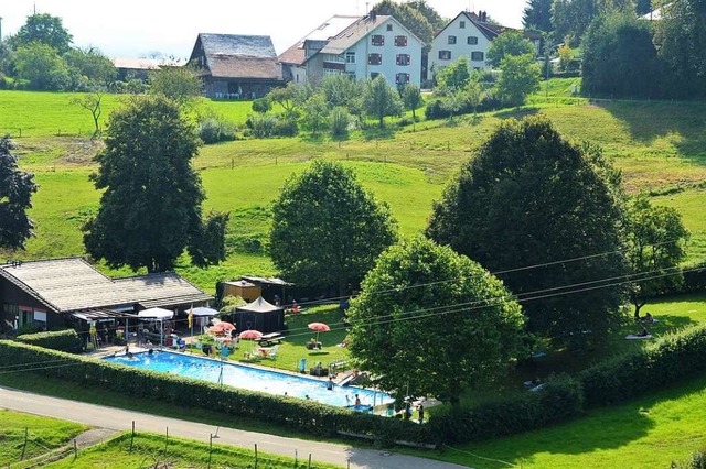 Idyllisches Kleinod: das Hhenschwimmbad Schweigmatt.  | Foto: Edgar Steinfelder