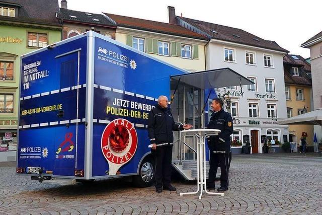 Karrieremobil der Polizei macht Halt in Bad Sckingen