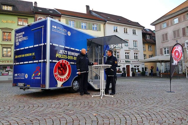 Mit dem Karrieremobil auf Tour durch S...e Menschen fr die Polizei begeistern.  | Foto: Christoph Giese
